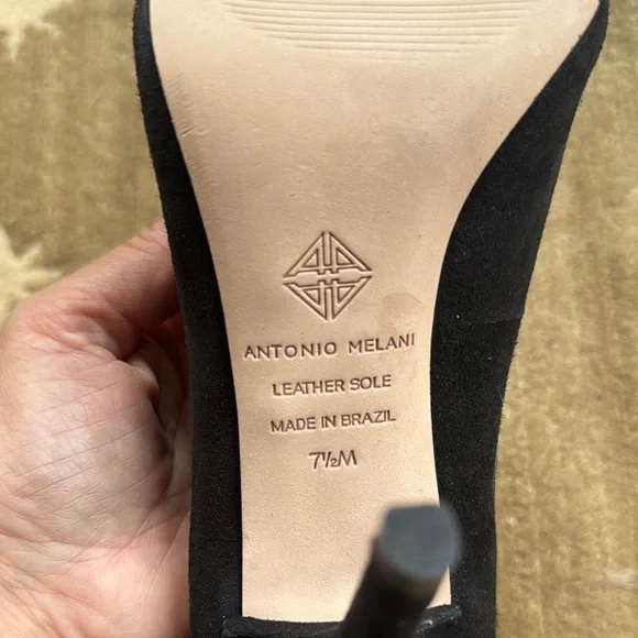Antonio Melani Black Heels Classic Pumps - Picture 7 of 9